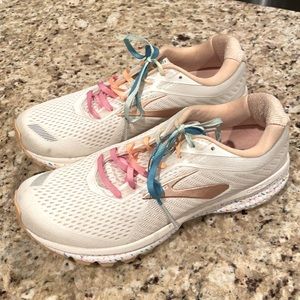 Limited Edition Brooks Ghost 12 size 9m